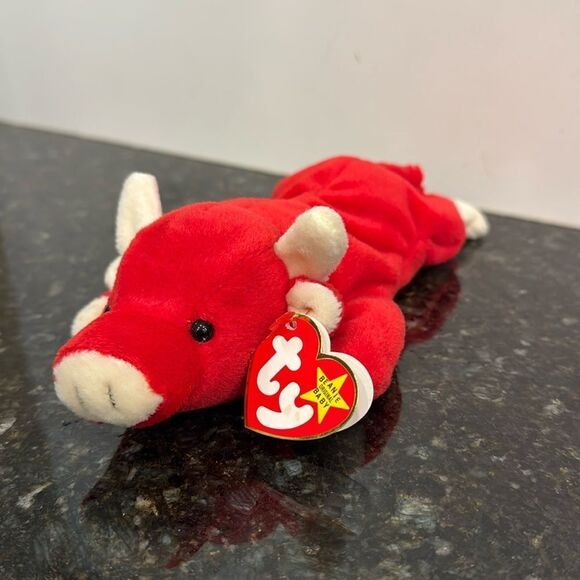TY Beanie Baby "Snort" the Red Bull. All tags in place. Vintage dated 1995. - Picture 1 of 10